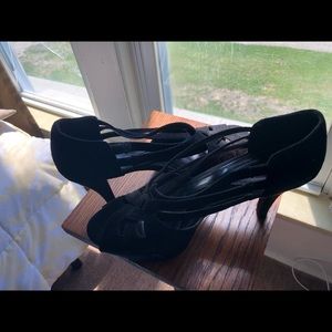 Vera Wang Strappy Black Heels